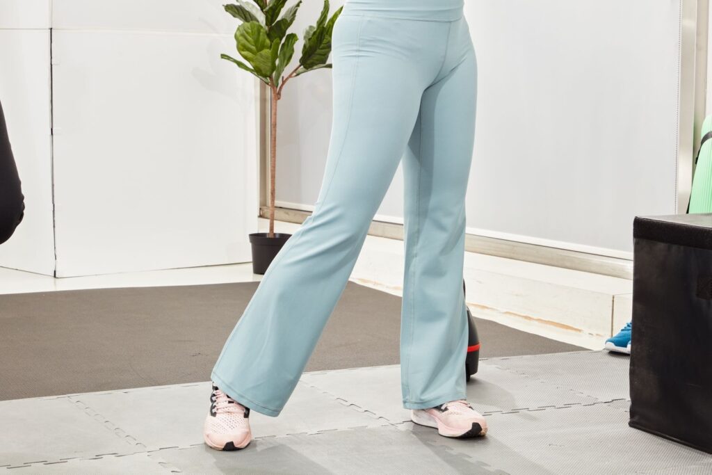 Flare Leggings That Combine Style And Flexibility Flare Leggings That Combine Style And Flexibility